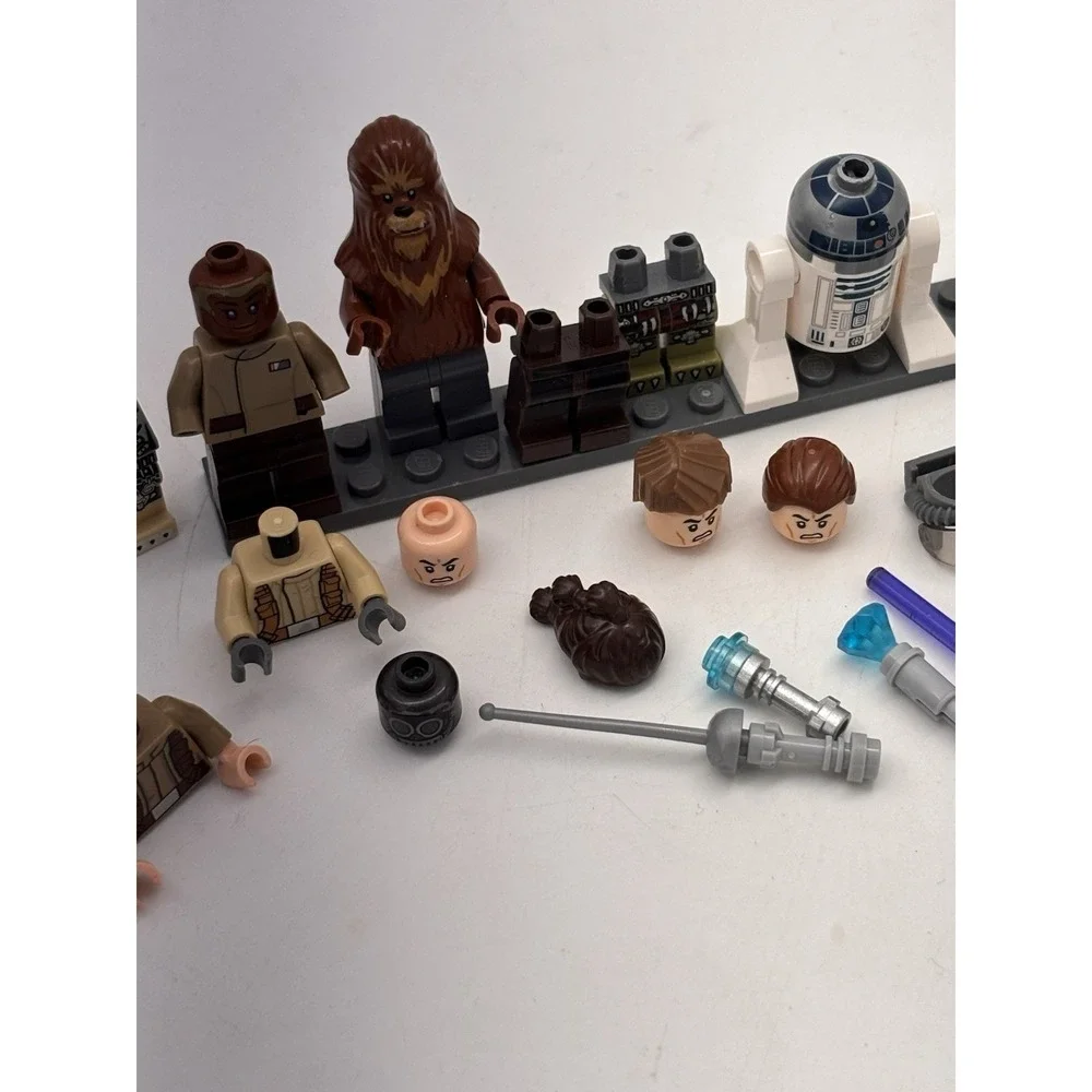 Lego Star Wars Minifigure Lot Light Sabers Helmets Legs Torsos